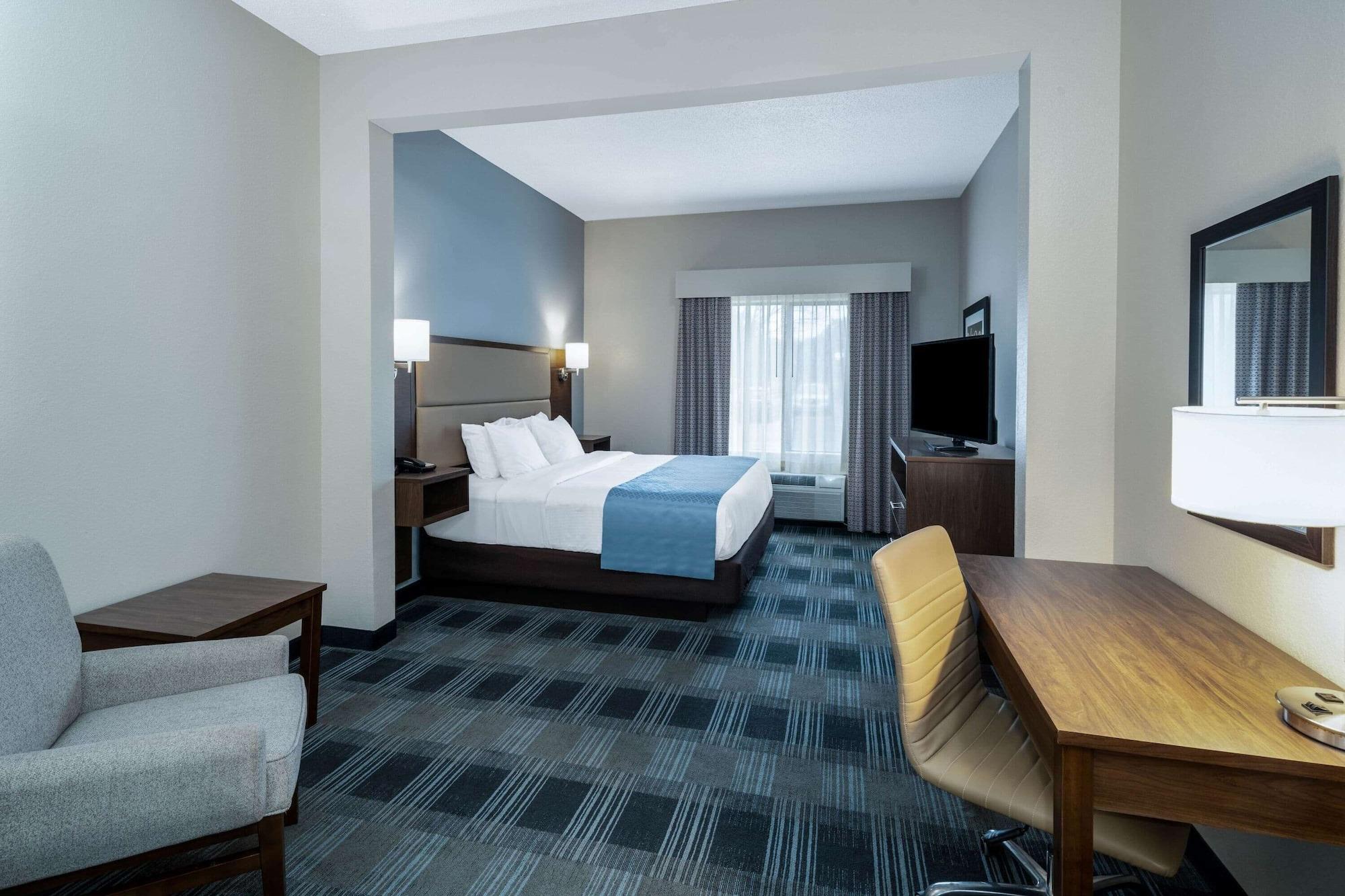 Holiday Inn Express & Suites - Mobile - I-65 By Ihg Екстериор снимка