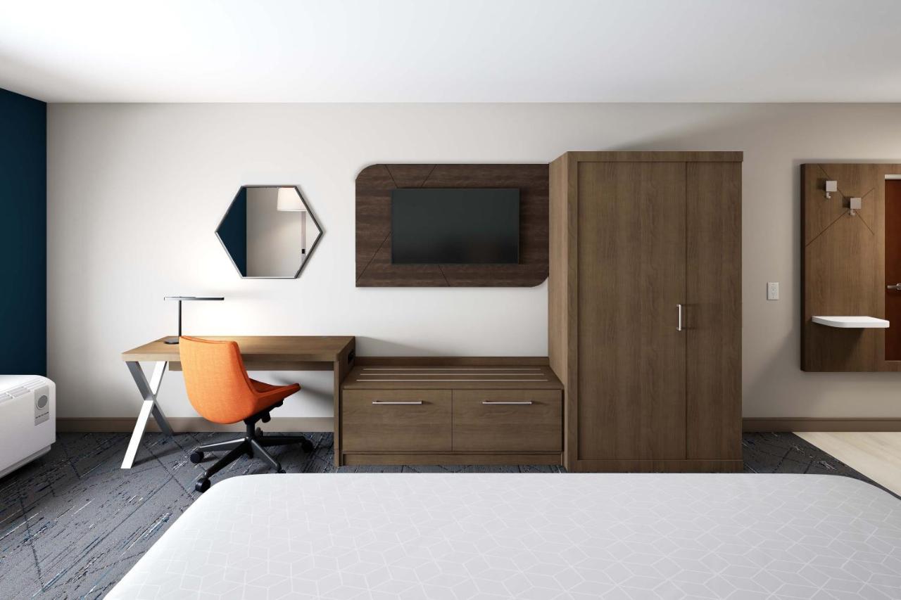 Holiday Inn Express & Suites - Mobile - I-65 By Ihg Екстериор снимка