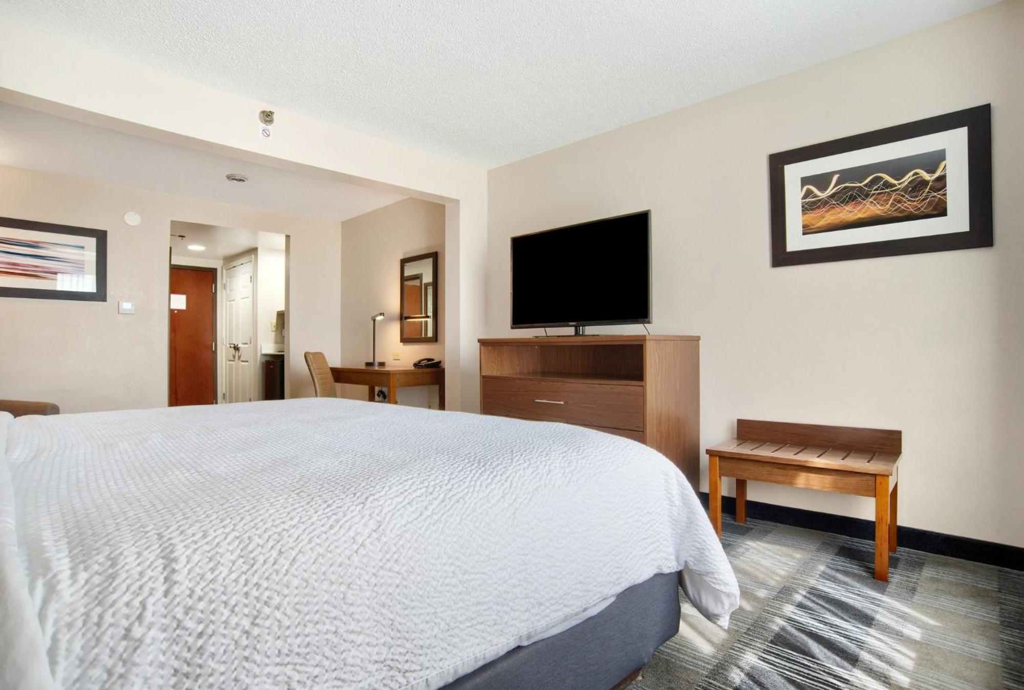 Holiday Inn Express & Suites - Mobile - I-65 By Ihg Екстериор снимка