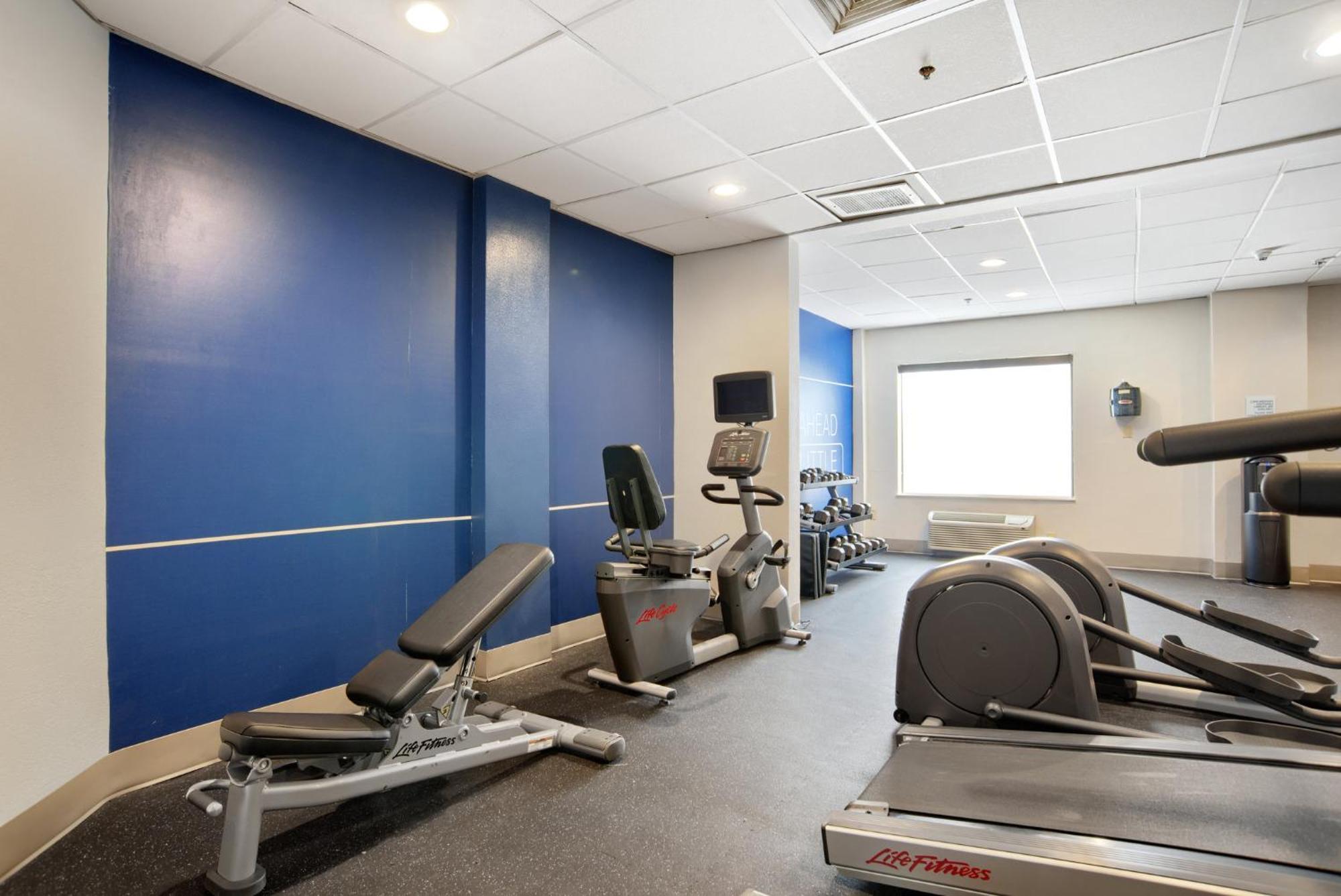 Holiday Inn Express & Suites - Mobile - I-65 By Ihg Екстериор снимка